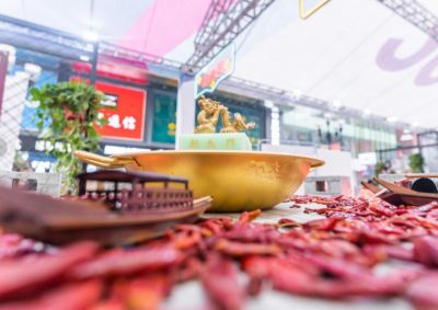 火鍋店沒錢做廣告？不妨試試免費(fèi)“廣告位”！