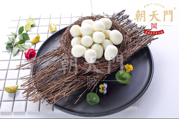 朝天門火鍋：歷經(jīng)百年，瀕臨失傳的老火鍋，在這里得以保存
