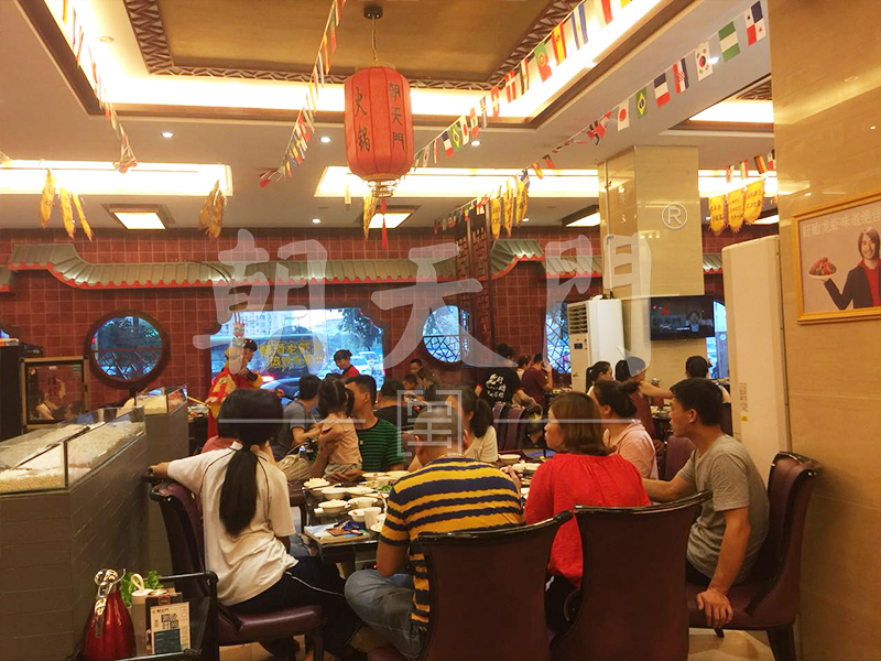 火鍋店如何降低排隊(duì)時(shí)的顧客流失率？