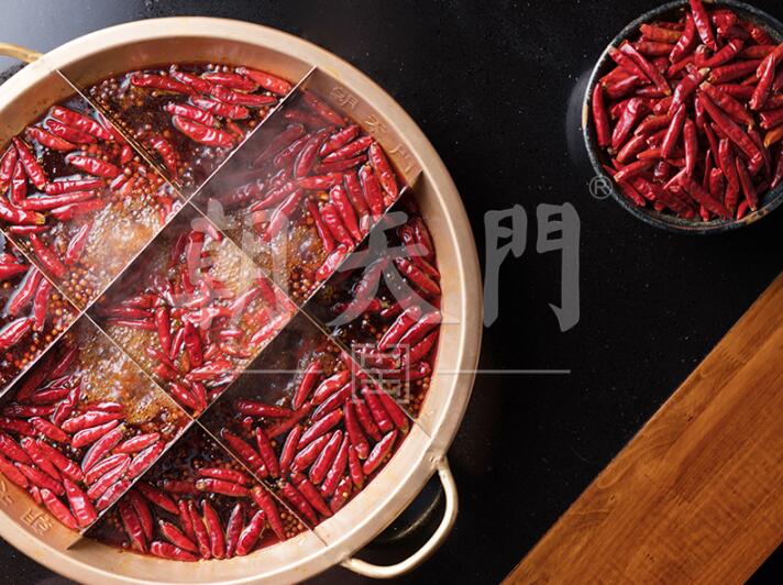 選擇一次性火鍋底料的優(yōu)勢(shì)在哪里？