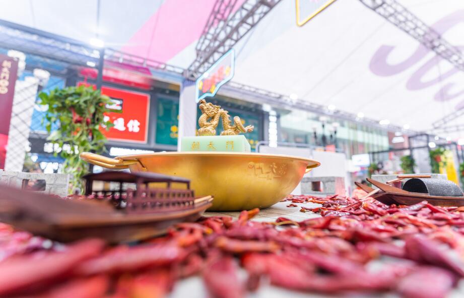 火鍋的特色菜品有哪些？這些必吃菜品不容錯(cuò)過