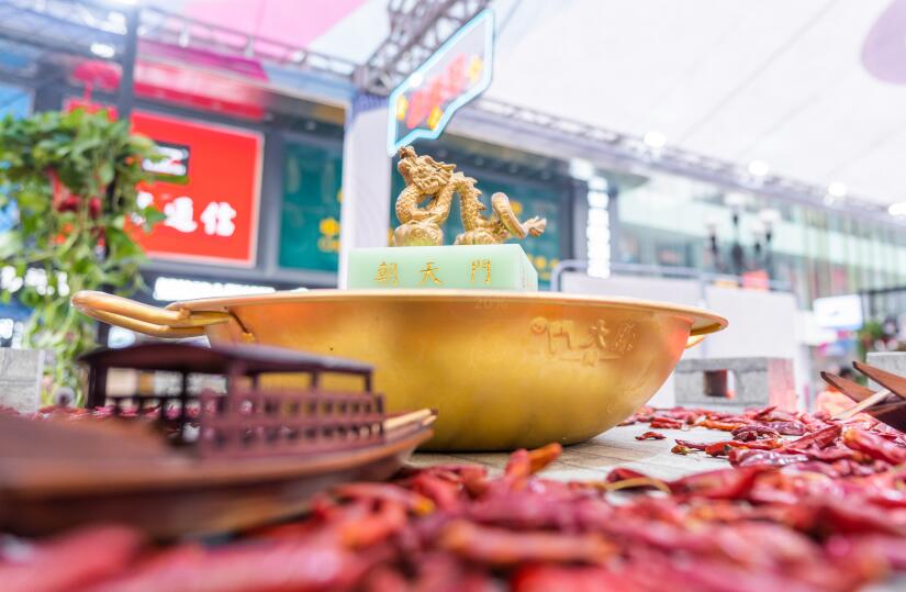 特色火鍋店的裝修應(yīng)遵循哪些原理？