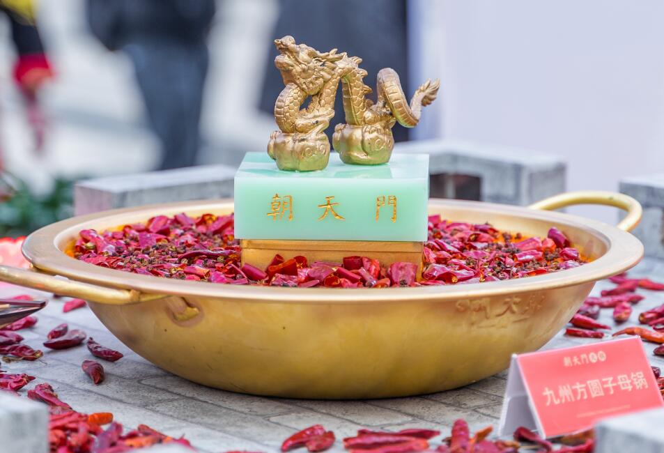閬中開火鍋加盟店好嗎？當(dāng)?shù)叵M(fèi)水平如何？