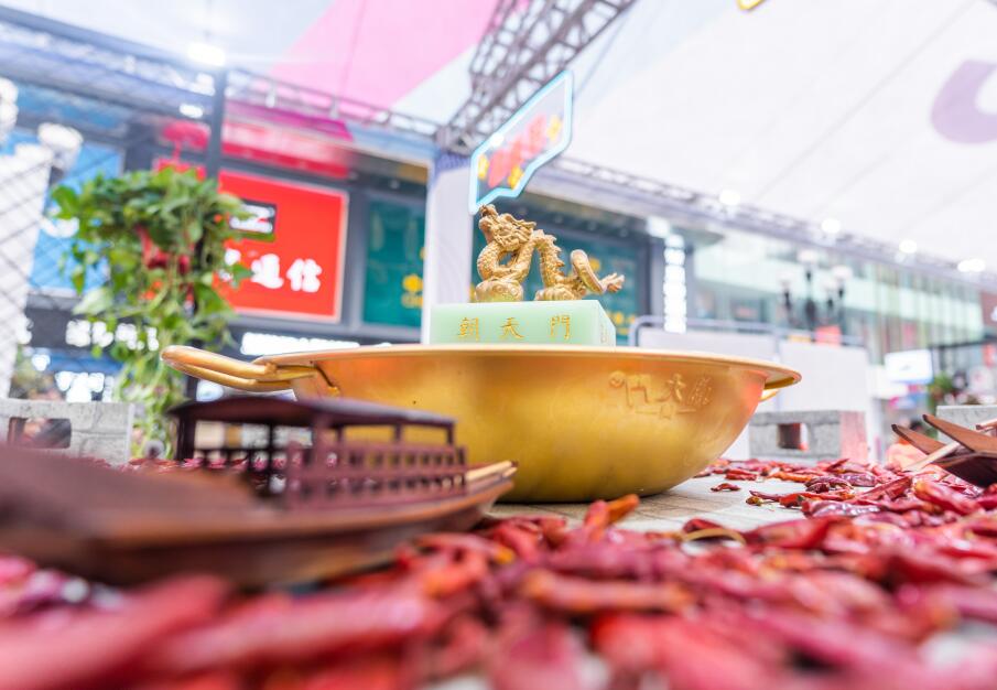 棗莊開(kāi)火鍋加盟店怎樣經(jīng)營(yíng)才能盈利？