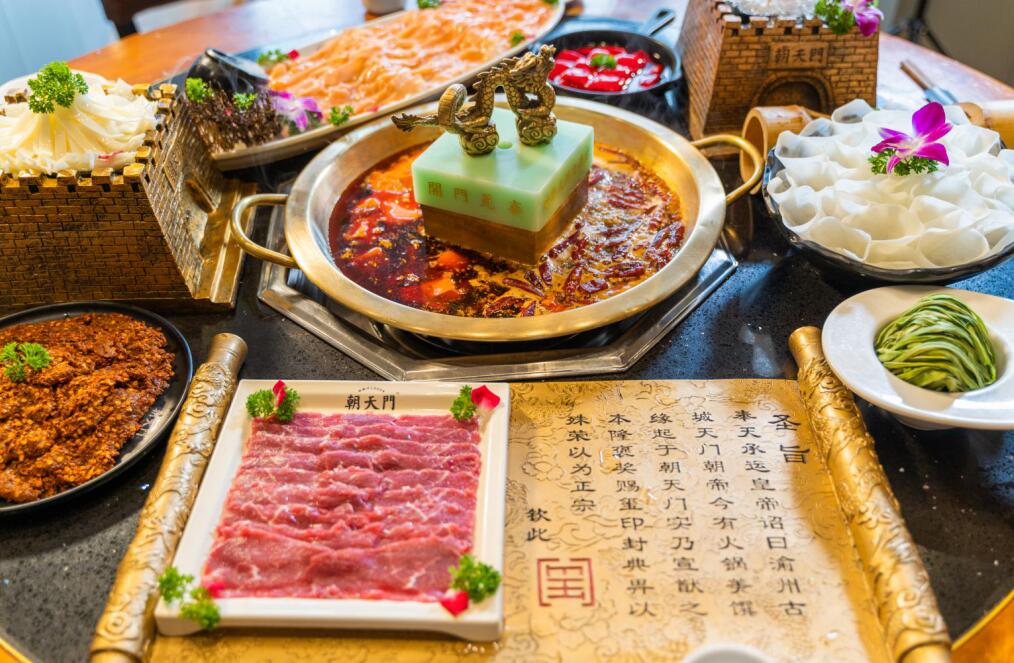 合伙開連鎖火鍋加盟店好嗎？如何權(quán)衡利弊？