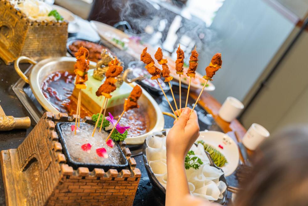 耒陽開火鍋加盟店，如何低成本運營？