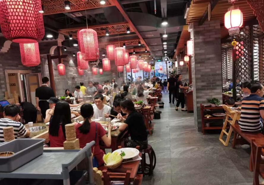 松滋開火鍋加盟店如何經(jīng)營才火？