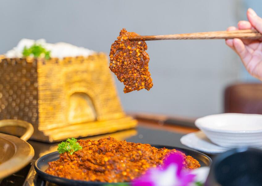 火鍋店這樣裝修，看起來雅致又大氣！