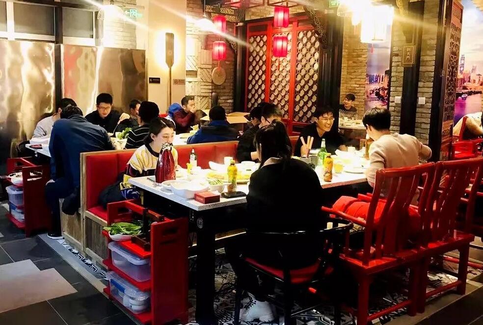 三亞開火鍋加盟店如何裝修設計？