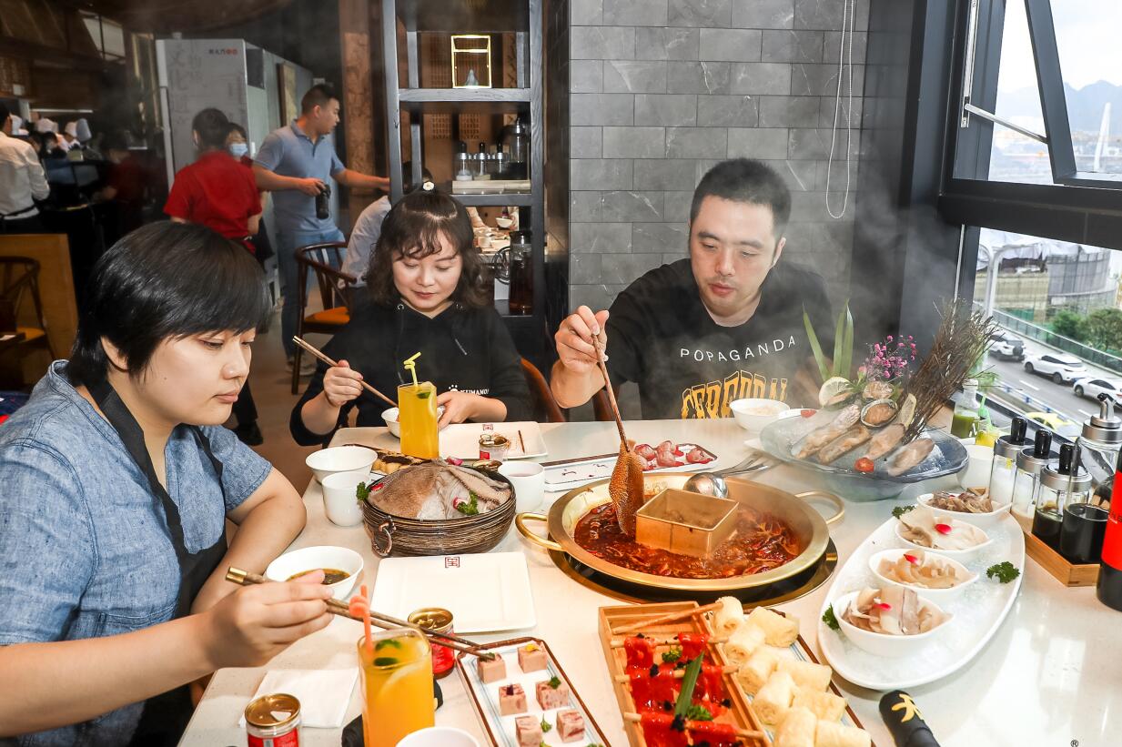 火鍋店明明生意很好，為什么利潤卻很低？