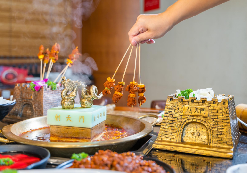 牡丹江開(kāi)火鍋加盟店，生意不好做怎么辦？