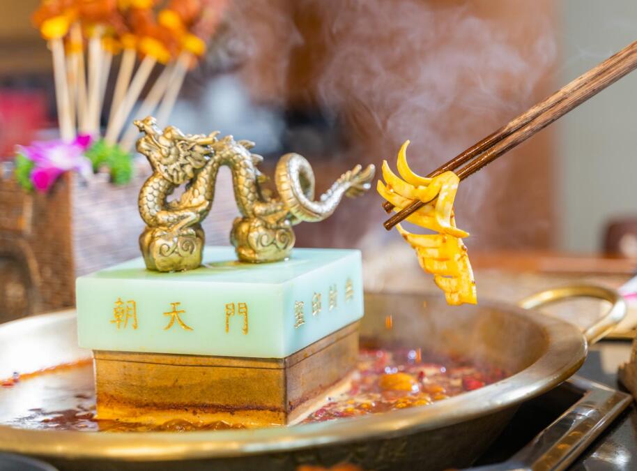 北票開火鍋加盟店，如何裝修有設(shè)計(jì)感？