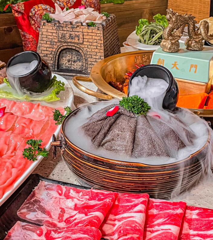 朝天門火鍋?zhàn)哌M(jìn)迪拜，為海外游子送上地道中國味！