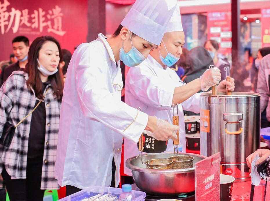 品牌小火鍋店加盟有哪些注意事項(xiàng)？