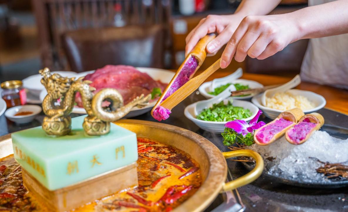不同的餐飲店如何選擇經(jīng)營模式？