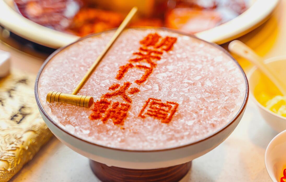 餐飲廣告語(yǔ)的藝術(shù)！它能讓你的餐飲店客流翻倍