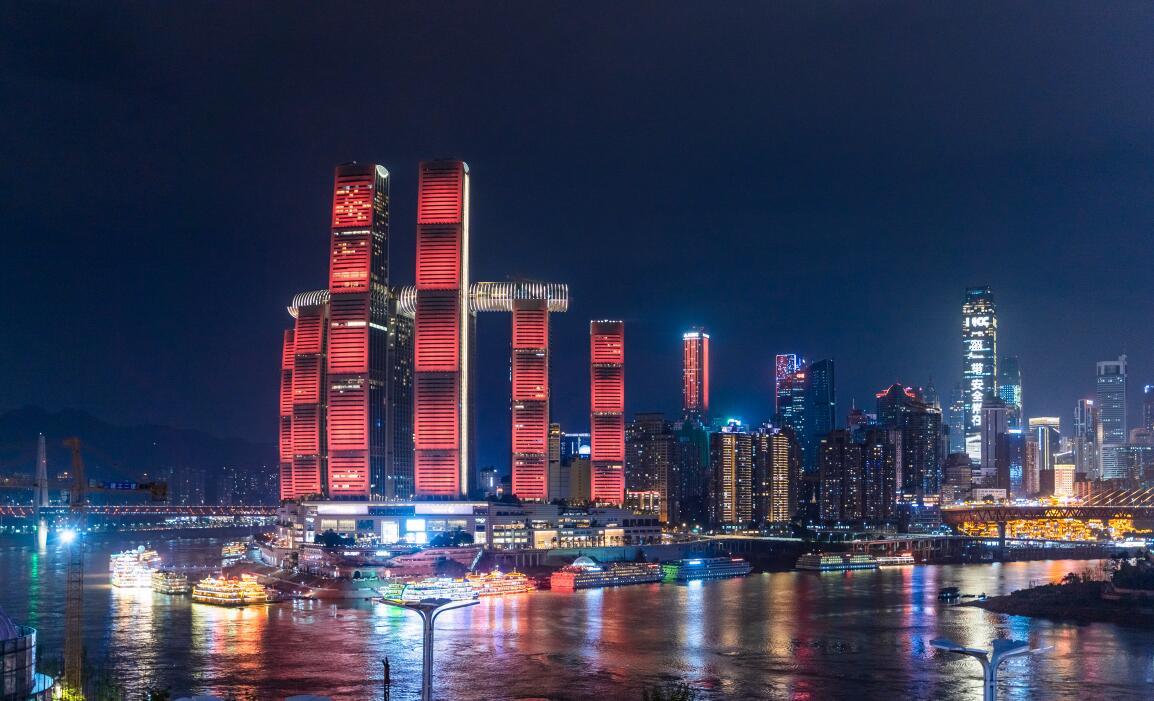 被朋友圈贊爆的朝天門旅游攻略！風(fēng)景奇幻重慶火鍋超贊！