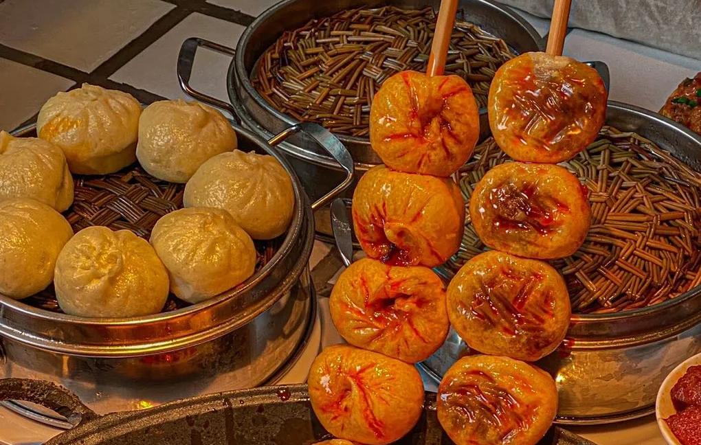 另類網(wǎng)紅吃法，火鍋包子的制作方法！