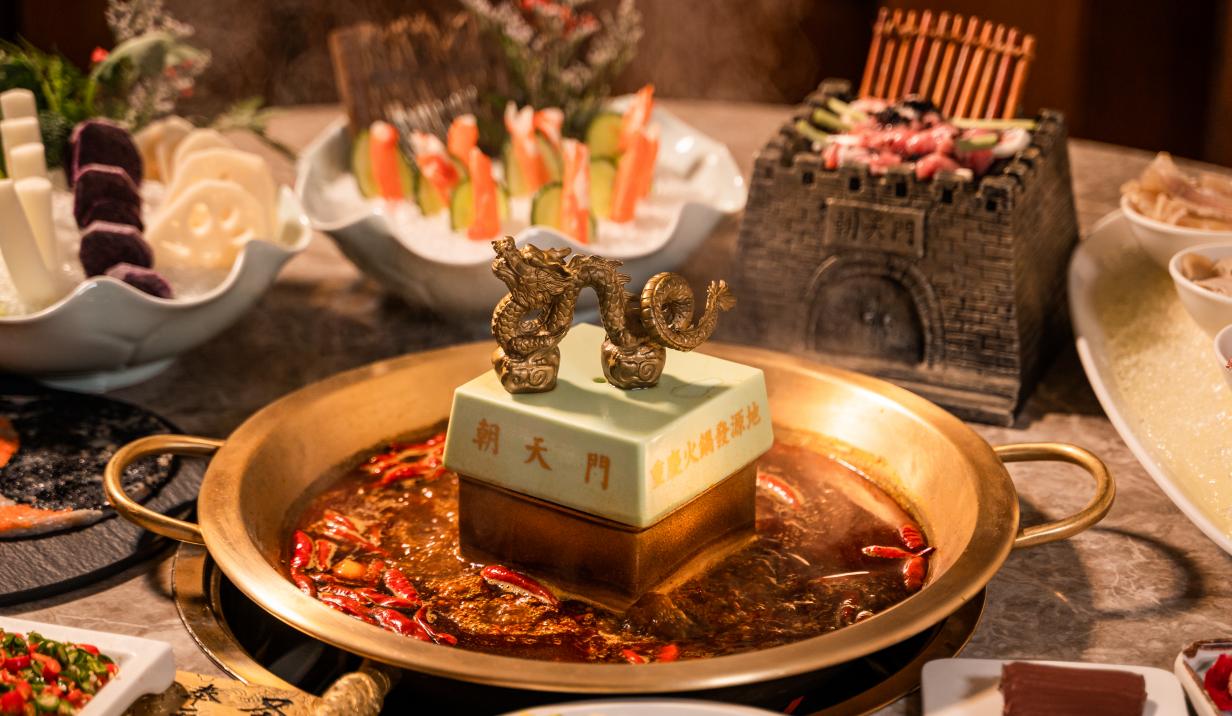 既是火鍋菜品，又是小吃，鹵雞爪為什么這么受歡迎？
