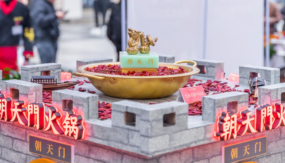 火鍋OR麻辣燙，哪樣更受歡迎？