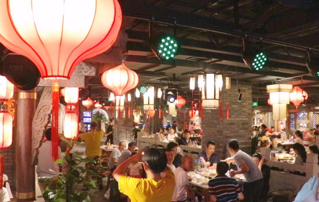 火鍋店燈光該怎么做？這樣設(shè)計(jì)就對(duì)了！